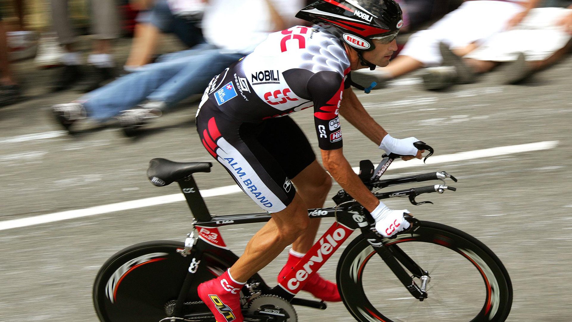 公牛队新援表现抢眼,带来希望,公牛 队