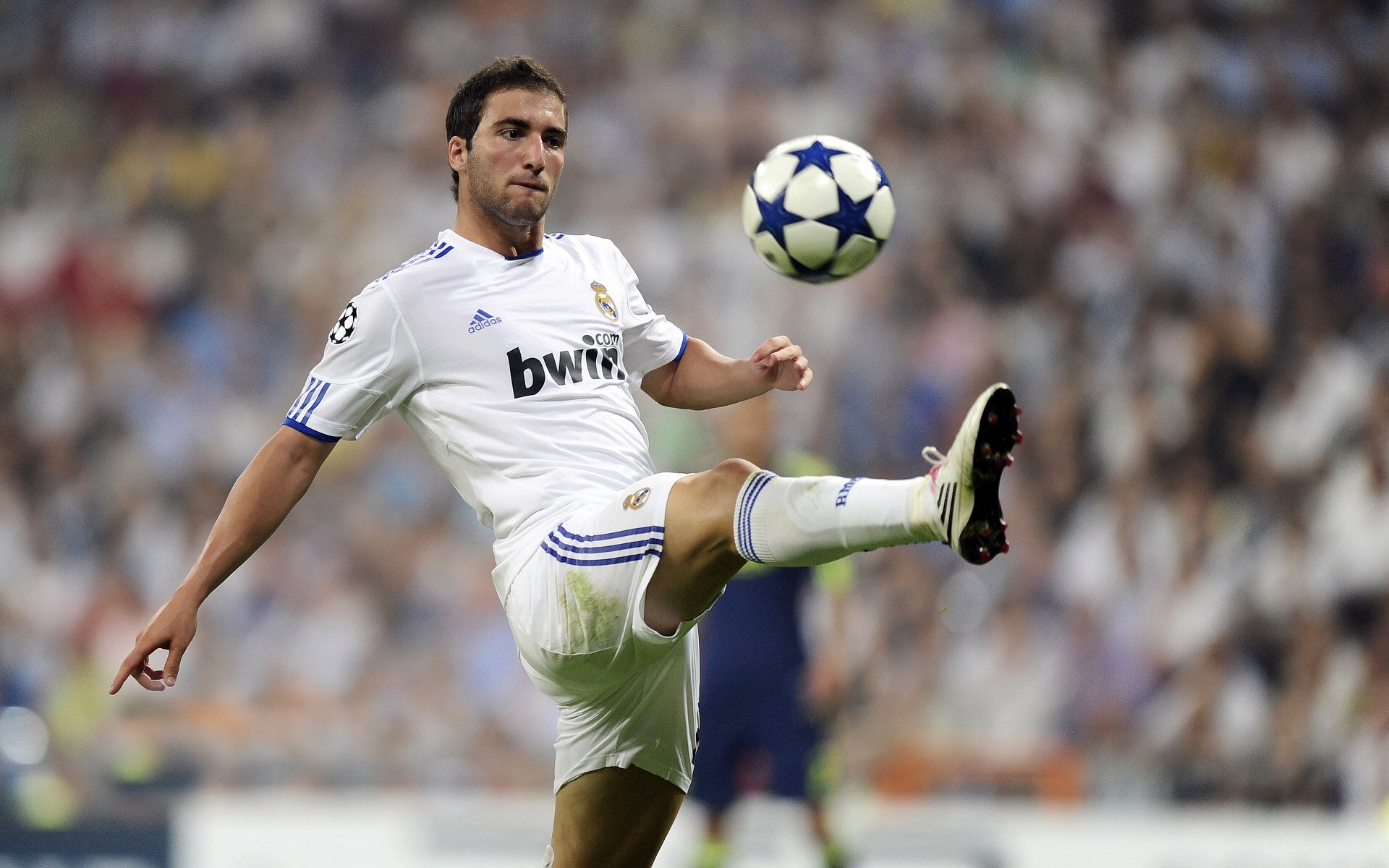 开云体育平台-数据证明转身推壁质量决定中程表现